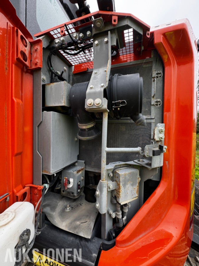 2023 Hitachi ZX135US-7 Gravemaskin - Gått 1388 timer - 3 skuffer - Rototilt - Sentralsmøring - Webasto - Sertifisert - Serviceavtale
