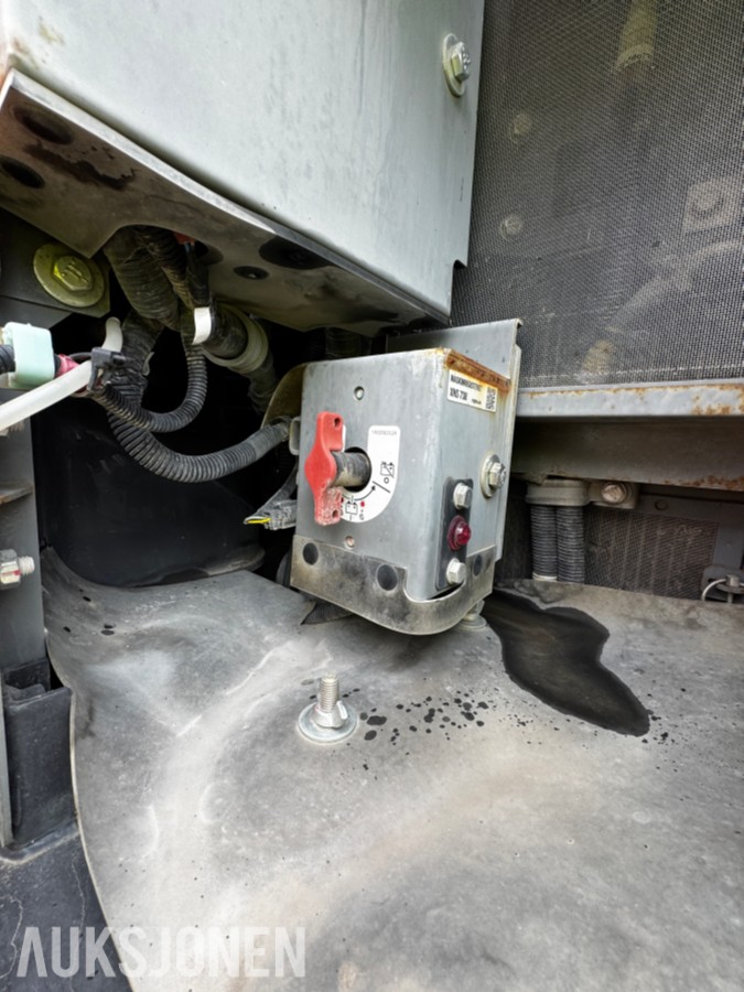 2023 Hitachi ZX135US-7 Gravemaskin - Gått 1388 timer - 3 skuffer - Rototilt - Sentralsmøring - Webasto - Sertifisert - Serviceavtale