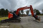 2023 Hitachi ZX135US-7 Gravemaskin - Gått 1388 timer - 3 skuffer - Rototilt - Sentralsmøring - Webasto - Sertifisert - Serviceavtale