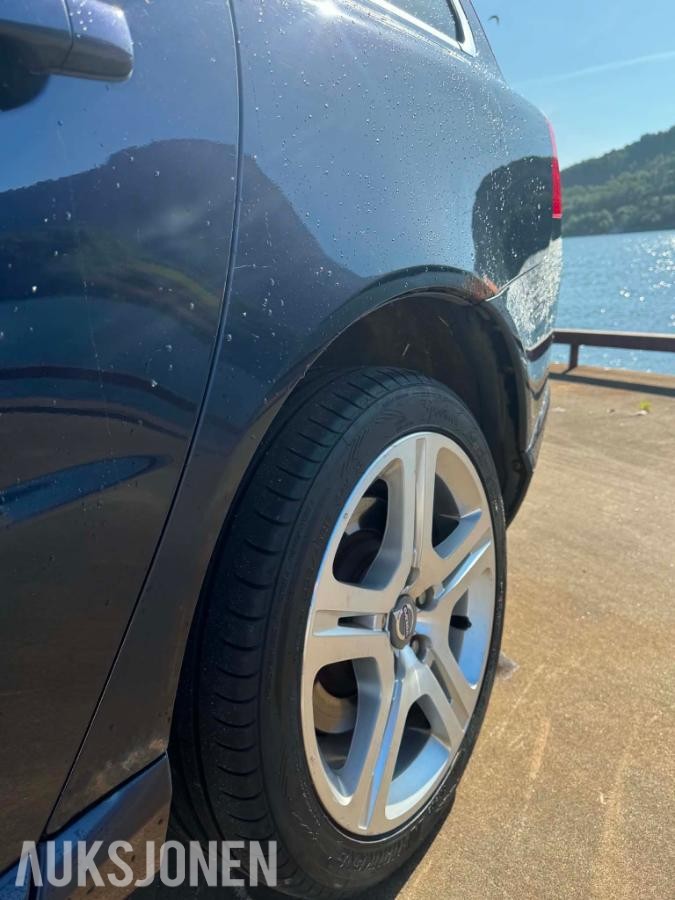 2008 Volvo V70 2.4 163 hk Diesel Piggdekk EU-godkjent til 22.12.2027
