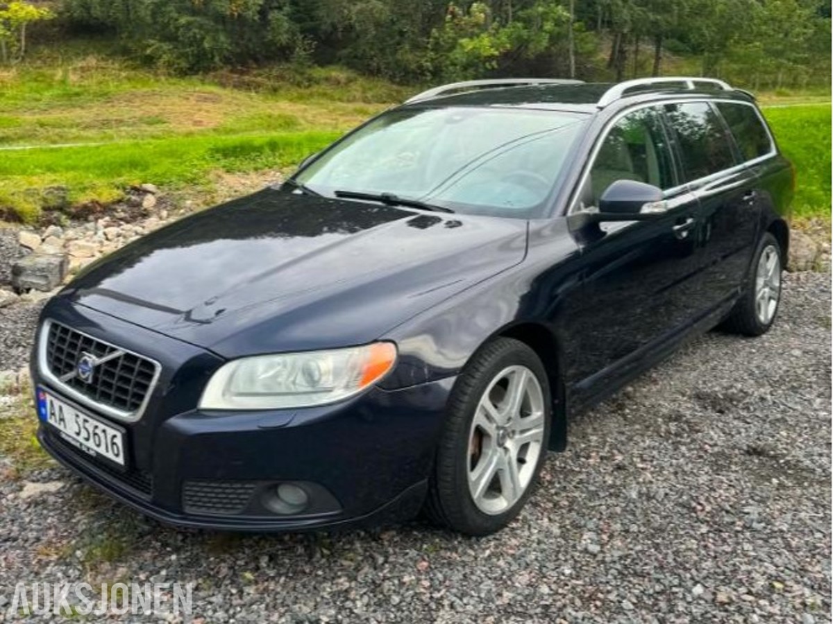 2008 Volvo V70 2.4 163 hk Diesel Piggdekk EU-godkjent til 22.12.2027