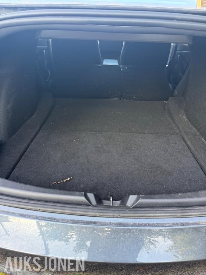2021 Tesla Model 3 Standard Range Plus RWD Kollisjonsskadet