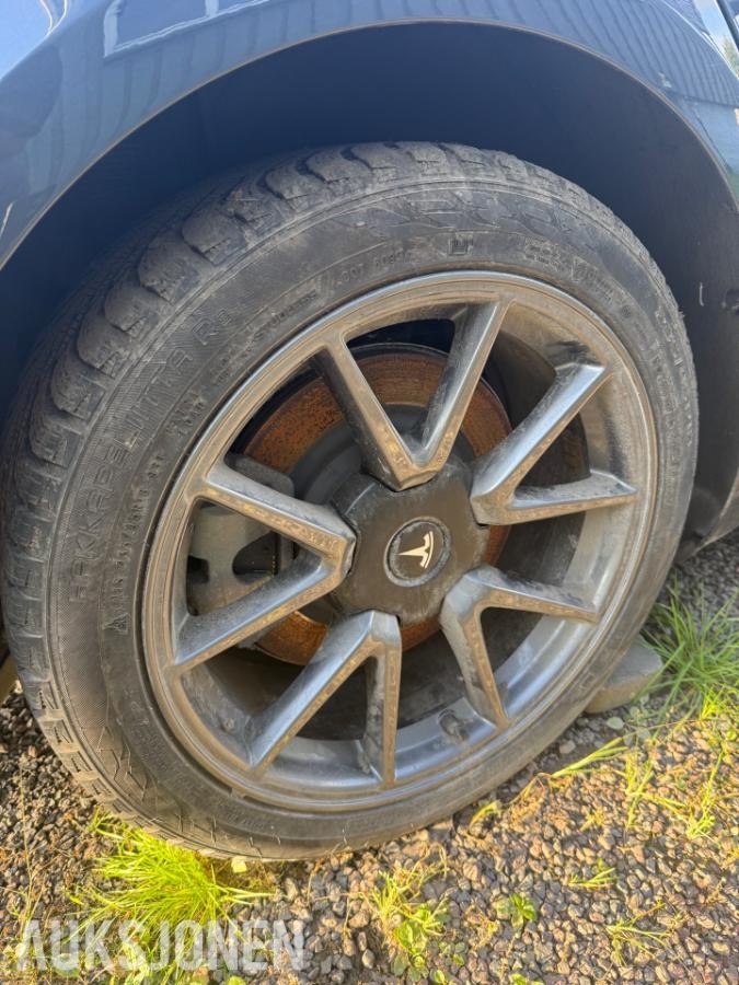 2021 Tesla Model 3 Standard Range Plus RWD Kollisjonsskadet
