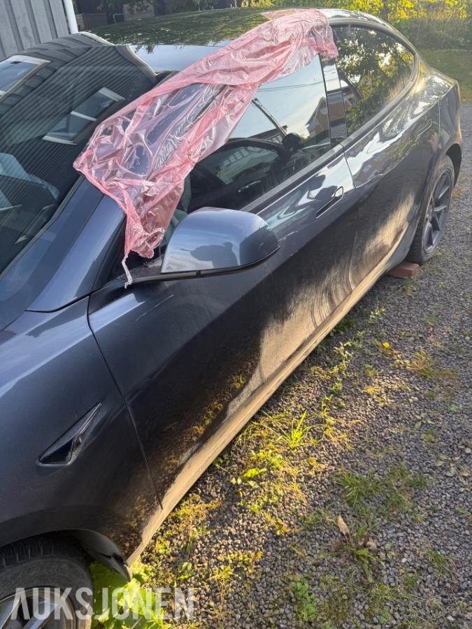 2021 Tesla Model 3 Standard Range Plus RWD Kollisjonsskadet