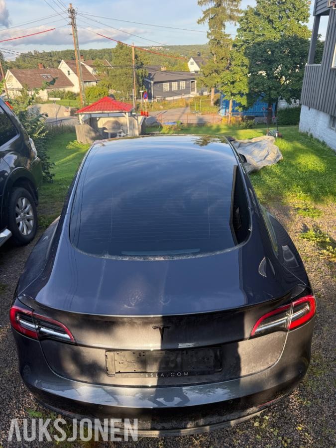 2021 Tesla Model 3 Standard Range Plus RWD Kollisjonsskadet