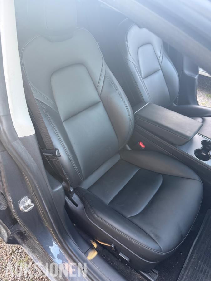 2021 Tesla Model 3 Standard Range Plus RWD Kollisjonsskadet