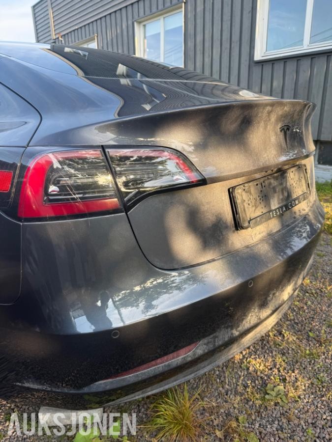 2021 Tesla Model 3 Standard Range Plus RWD Kollisjonsskadet