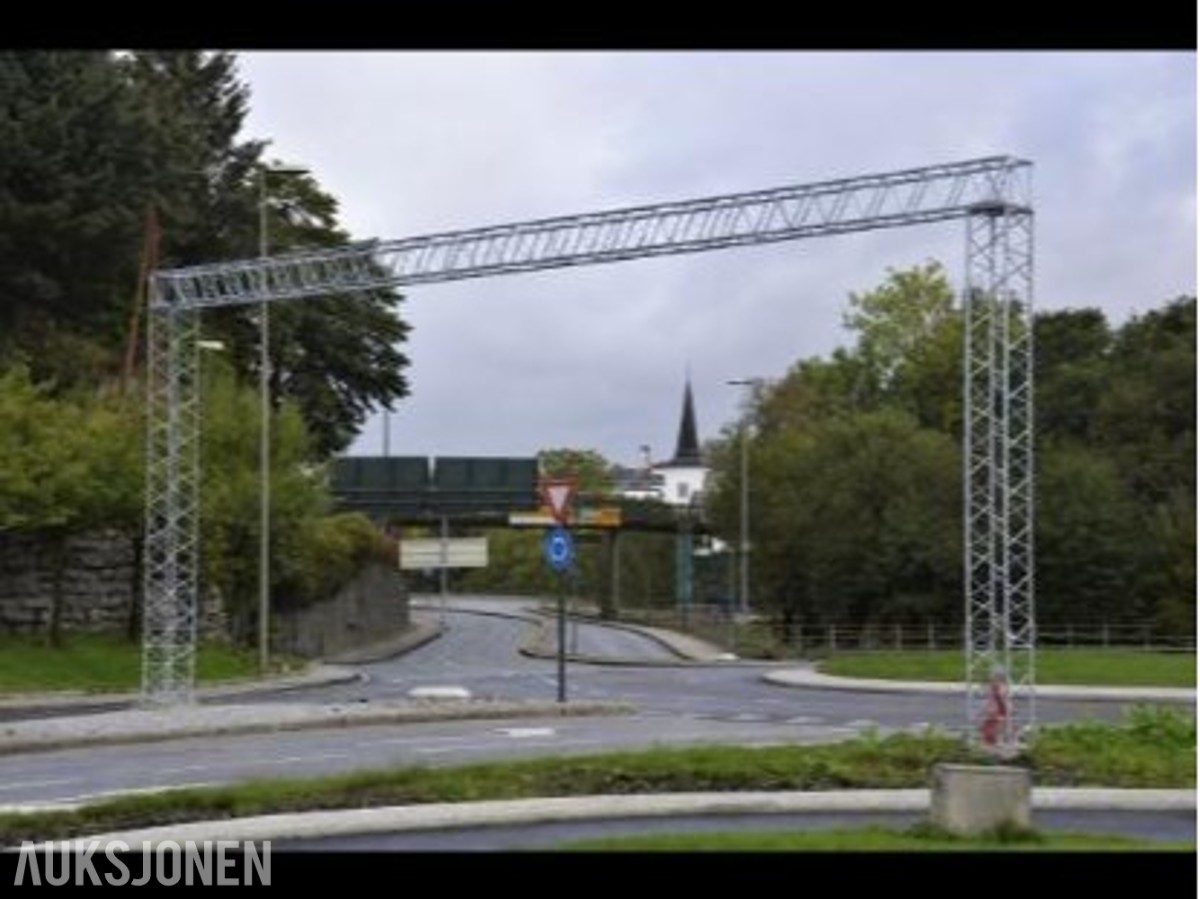 Stålfagverk, Helportal Trafikkportal - ingen minstepris