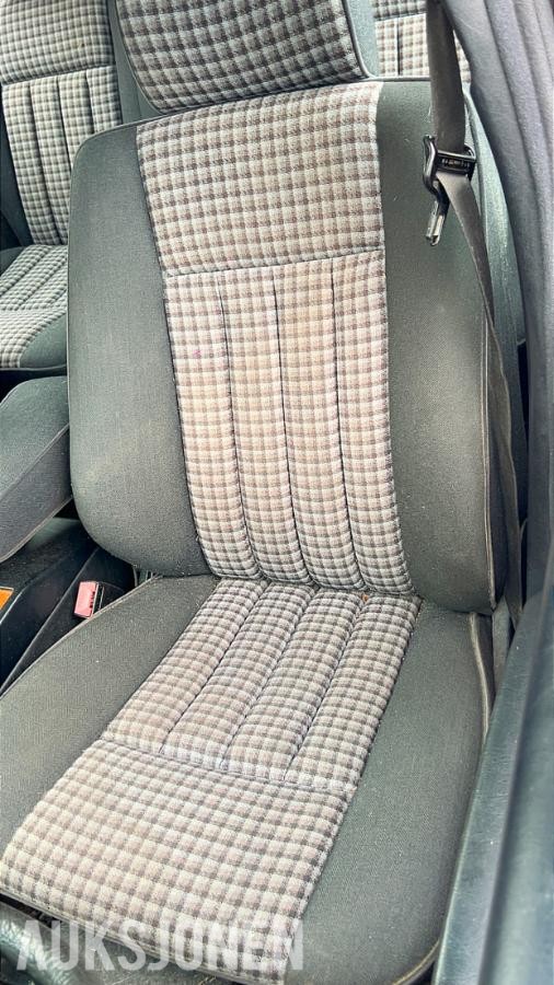 1991 Mercedes-Benz E-Klasse 300 3.0 Bensin 179hk 4MATIC Automat