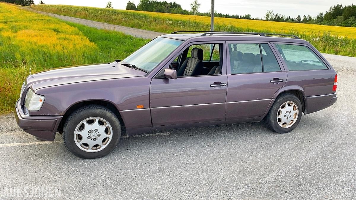 1991 Mercedes-Benz E-Klasse 300 3.0 Bensin 179hk 4MATIC Automat