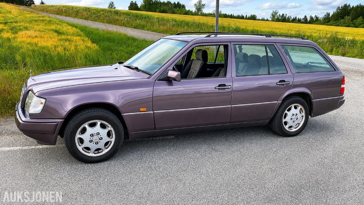 1991 Mercedes-Benz E-Klasse 300 3.0 Bensin 179hk 4MATIC Automat