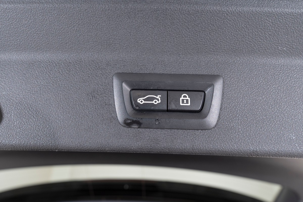 2021 BMW IX3 80 KWH 286 HK HENGERFESTE ACC HARMAN/KARDON LED FJERNLYSASSISTENT