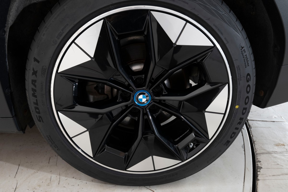 2021 BMW IX3 80 KWH 286 HK HENGERFESTE ACC HARMAN/KARDON LED FJERNLYSASSISTENT