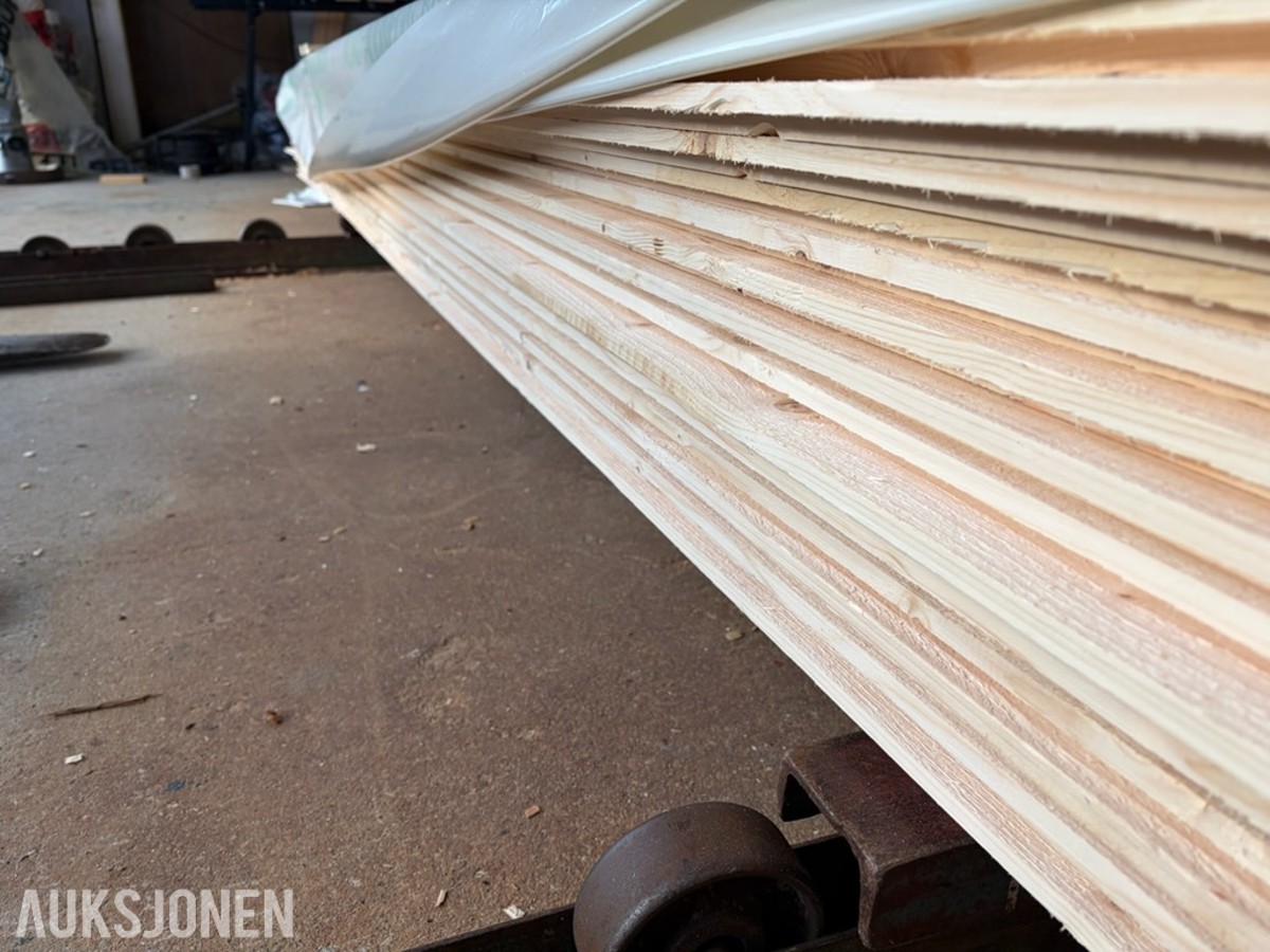 650 LM UBRUKT KLEDNING I GRAN 20 X 123 MM