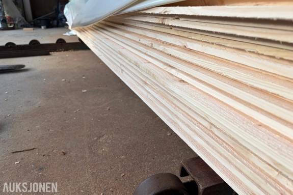 650 LM UBRUKT KLEDNING I GRAN 20 X 123 MM