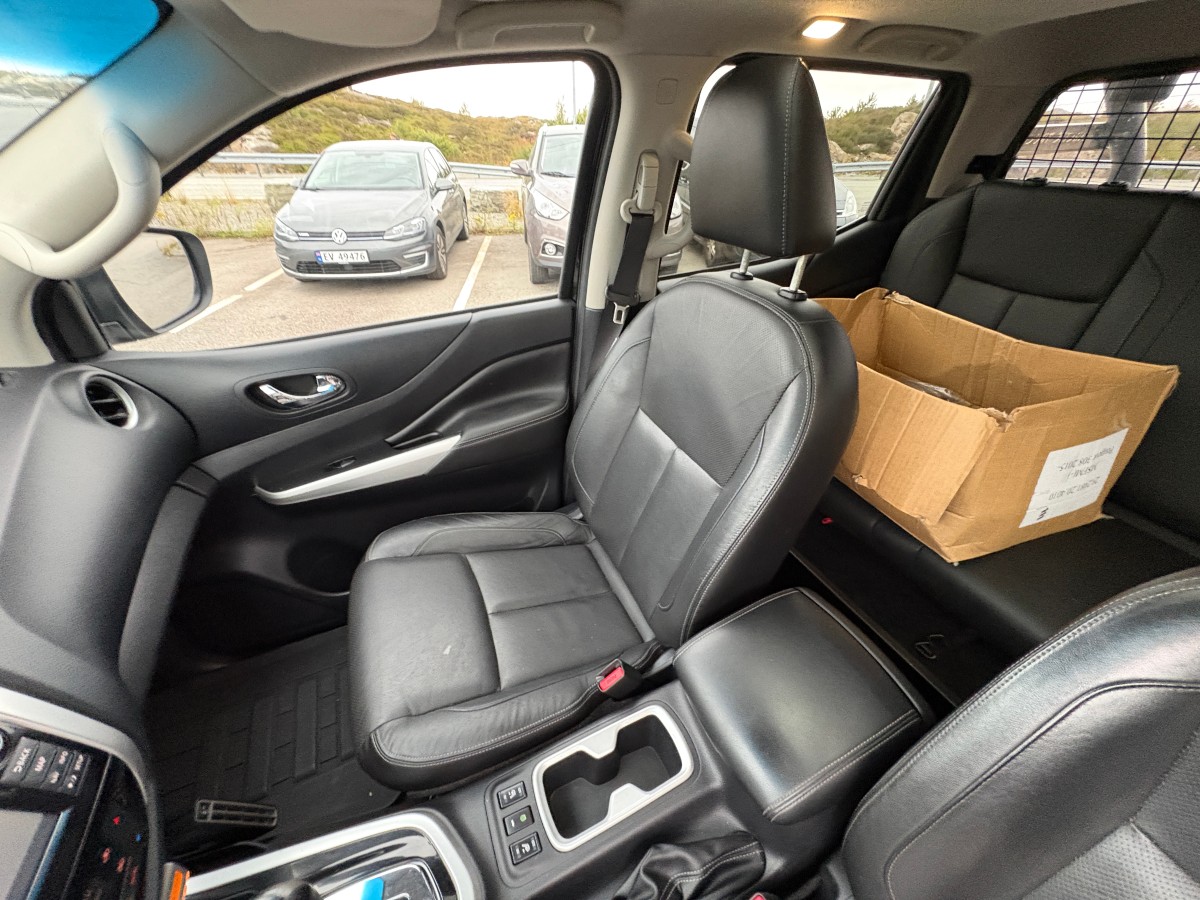 2016 Nissan NAVARA 2.3-190 D 4X4 - 2 sett hjul - EU godkjent til 03.07.2028