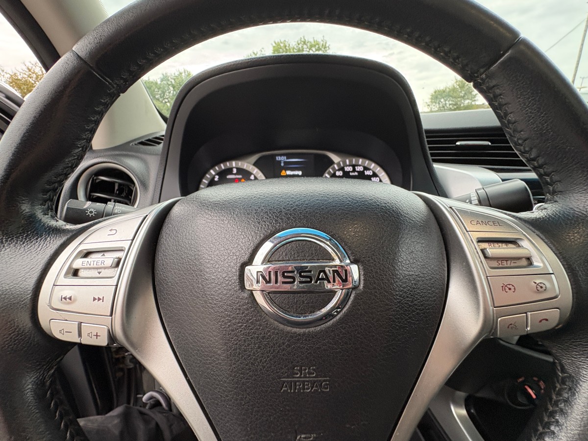 2016 Nissan NAVARA 2.3-190 D 4X4 - 2 sett hjul - EU godkjent til 03.07.2028