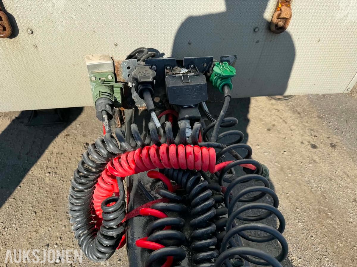 2018 Fliegl 2-akslet henger med Tarfurgo påbygg m/carrier 2 temp