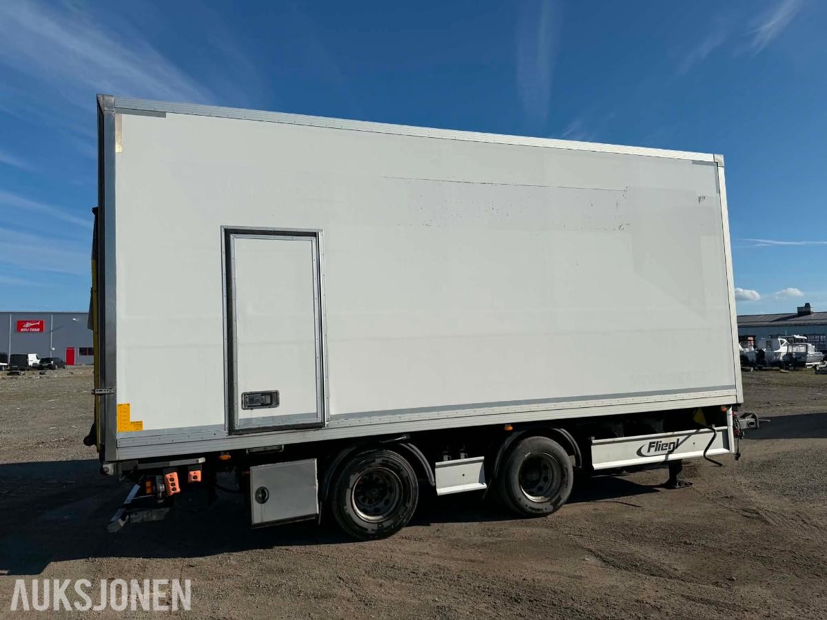 2018 Fliegl 2-akslet henger med Tarfurgo påbygg m/carrier 2 temp
