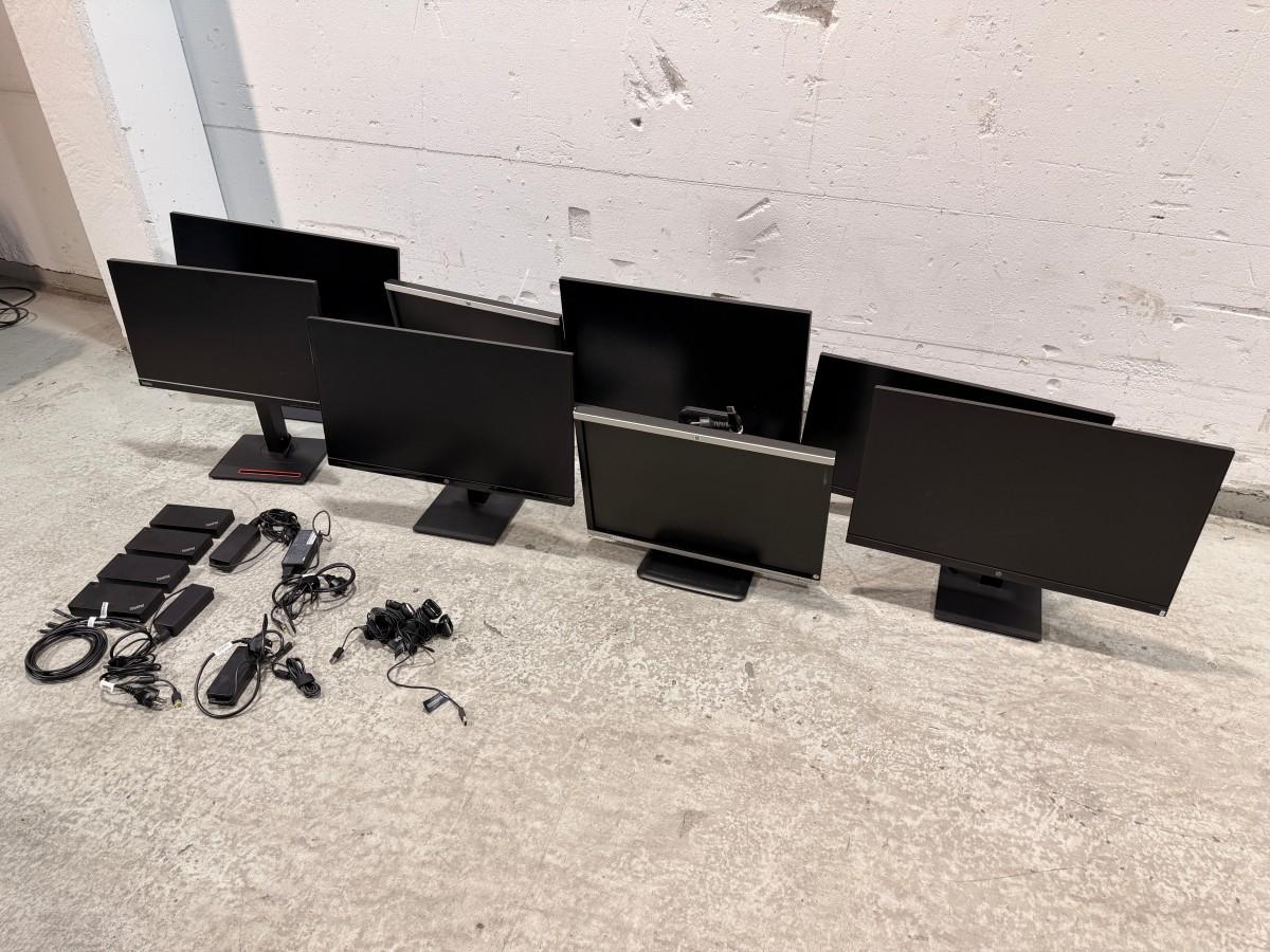 Parti med 8 PC-skjermer og 4 Lenovo USB-C-dokkingstasjoner