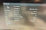9 stk. skjermer med Lenovo USB-C dokkingstasjoner og tilbehør
