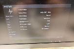 9 stk. skjermer med Lenovo USB-C dokkingstasjoner og tilbehør