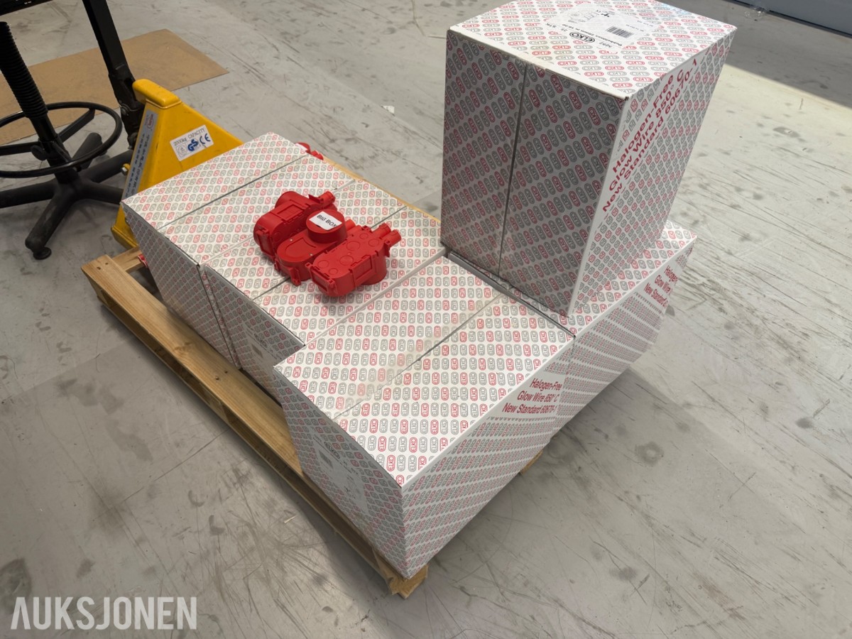 ELKO BIG BOX – Dobbeldose veggboks 132 ST.