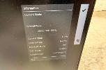 8 HP PC-skjermer med Lenovo dokkingstasjoner og tilbehør