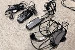 8 HP PC-skjermer med Lenovo dokkingstasjoner og tilbehør