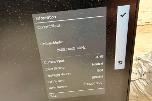 8 stk HP PC-skjermer med Lenovo ThinkPad USB-C-dokkingstasjoner og datautstyr