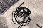 8 stk HP PC-skjermer med Lenovo ThinkPad USB-C-dokkingstasjoner og datautstyr