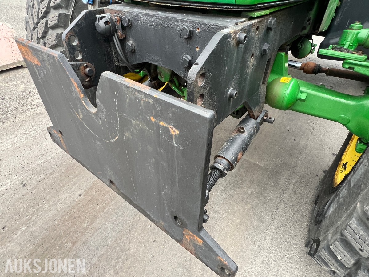 2015 John Deere 6110RC
