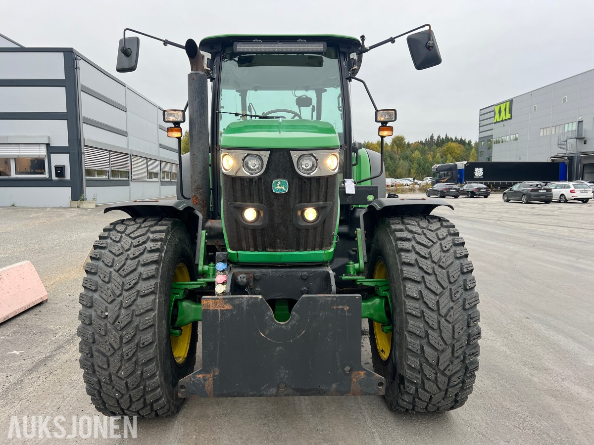 2015 John Deere 6110RC