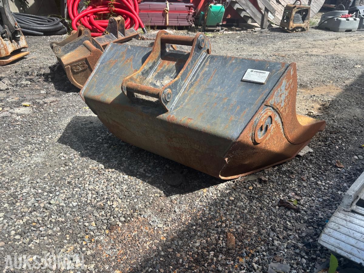 2019 Steelwrist GB6 - S40 pusseskuffe - 300L - 1300mm