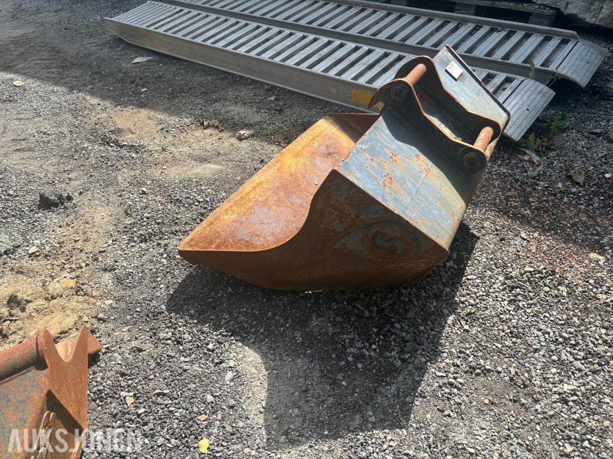 2019 Steelwrist GB6 - S40 pusseskuffe - 300L - 1300mm