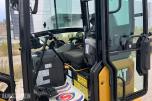 2025 Cat 302.7-07 CR. Engcon tilt, 2 skuffer.