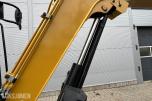 2025 Cat 302.7-07 CR. Engcon tilt, 2 skuffer.