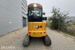 2025 Cat 302.7-07 CR. Engcon tilt, 2 skuffer.