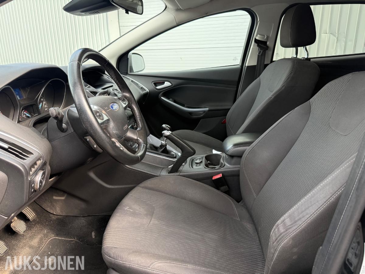 2013 Ford Focus 1.0 125 HK HENGERFESTE SOMMER VINTER