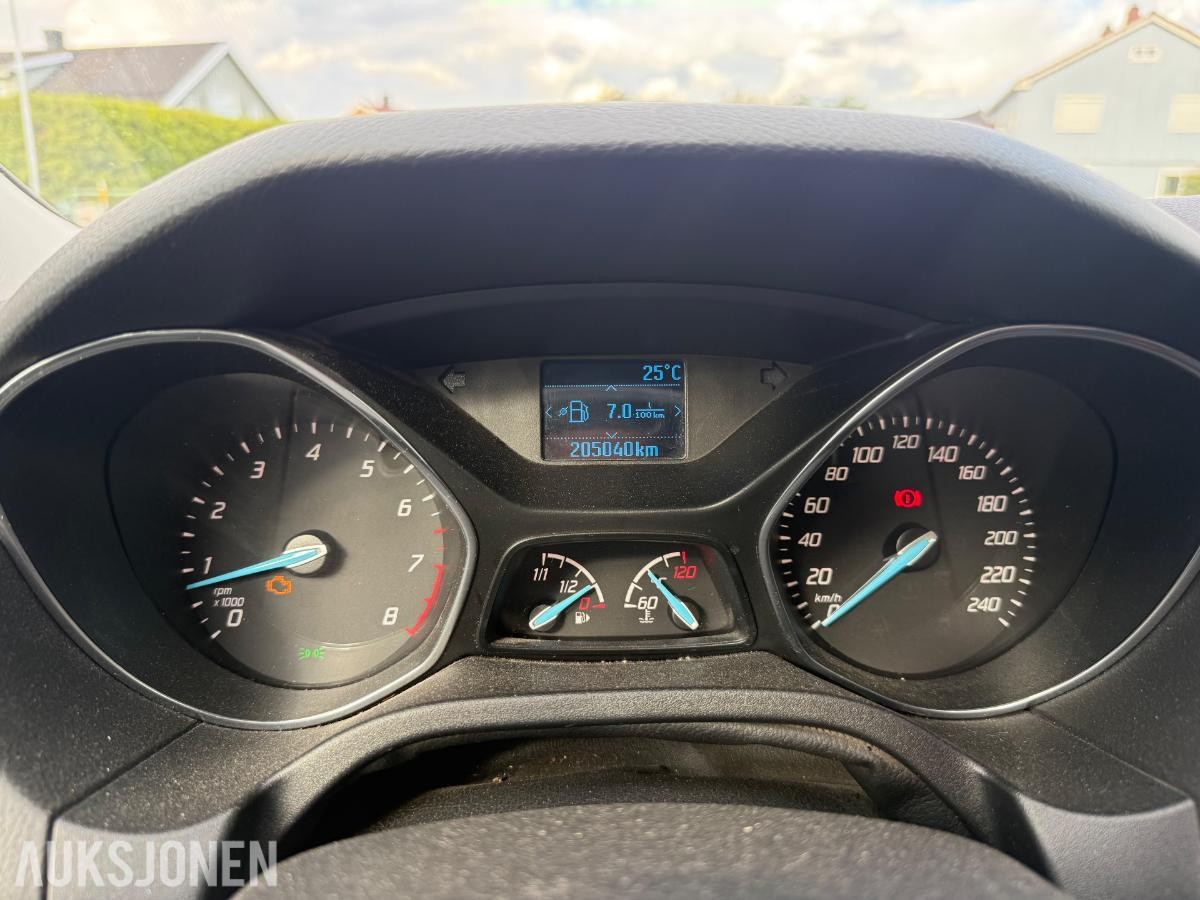 2013 Ford Focus 1.0 125 HK HENGERFESTE SOMMER VINTER