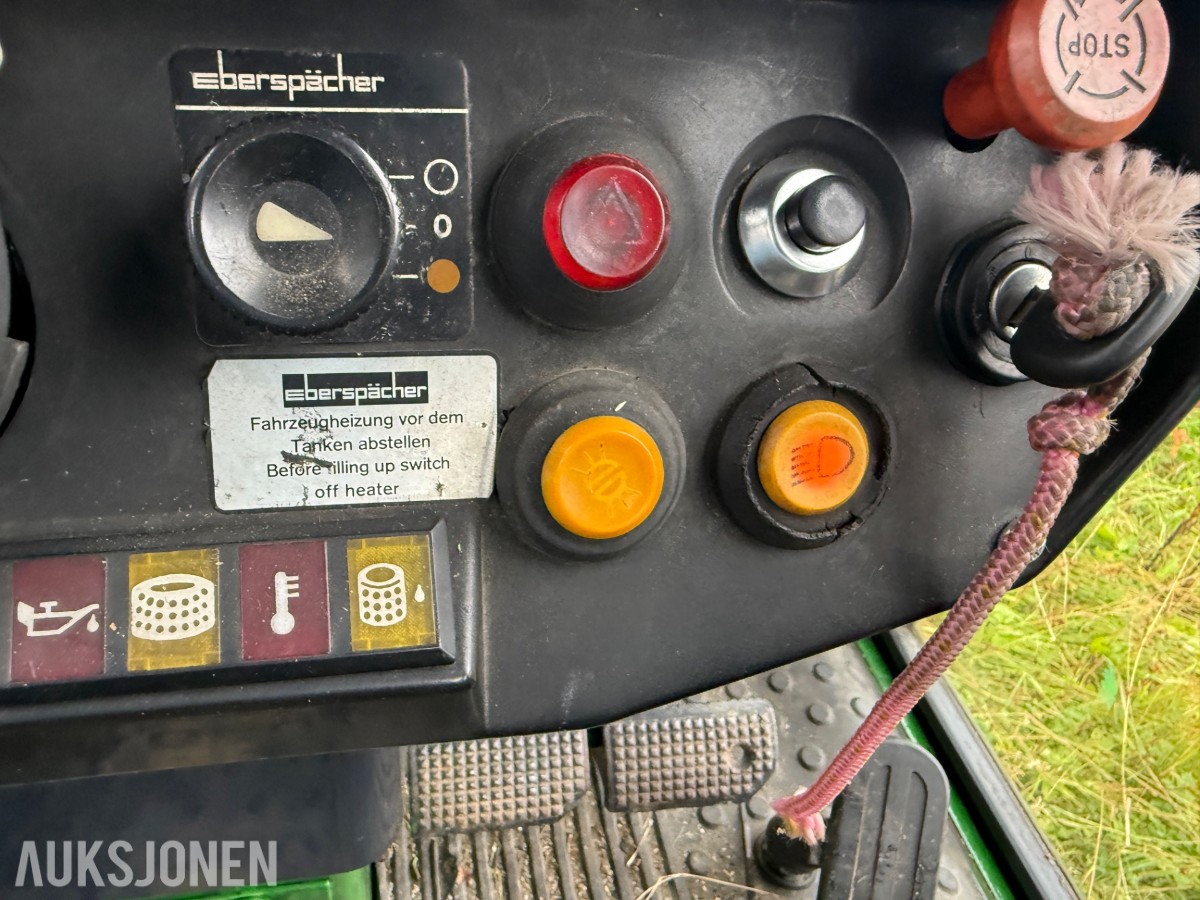 Deutz Fahr D7007 CH Traktor, frontlaster, rundballespyd, 2x skuffer
