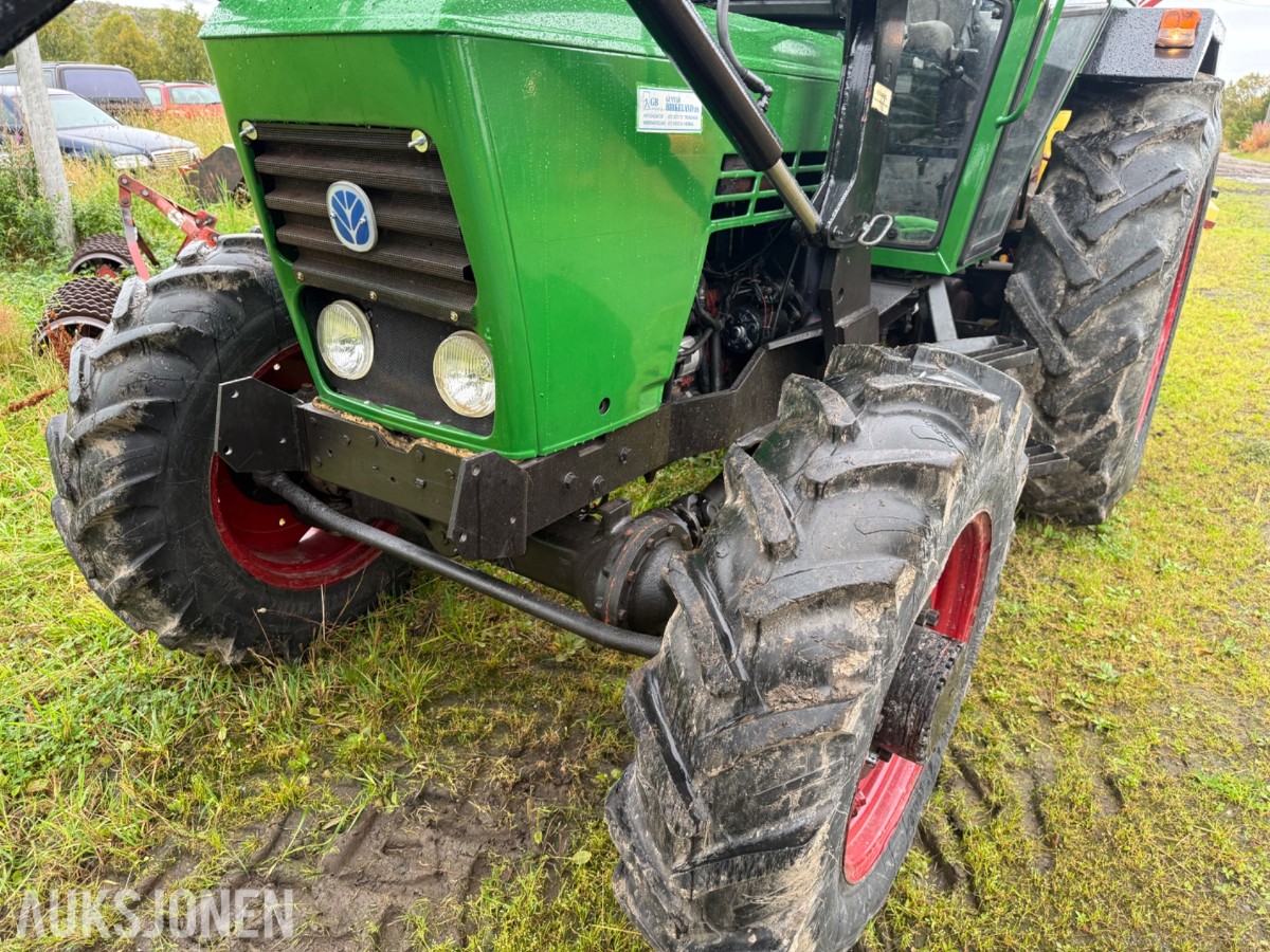 Deutz Fahr D7007 CH Traktor, frontlaster, rundballespyd, 2x skuffer