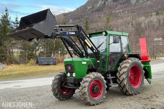 Deutz Fahr D7007 CH Traktor, snøfres, rundballespyd, 2x skuffer, plog/pløyer