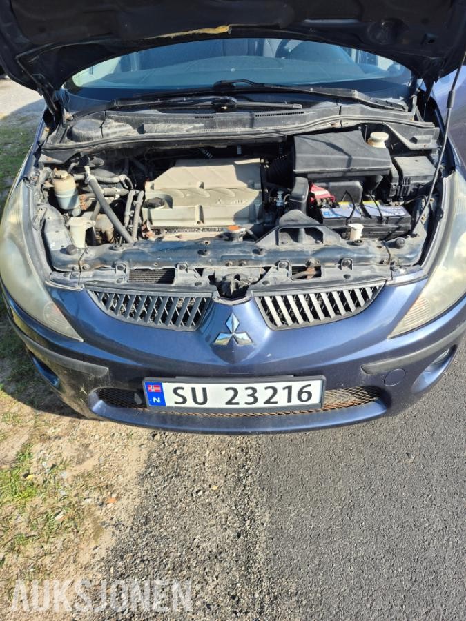 2006 Mitsubishi Grandis 2.4 165hk automat cruisekontroll s+v dekk
