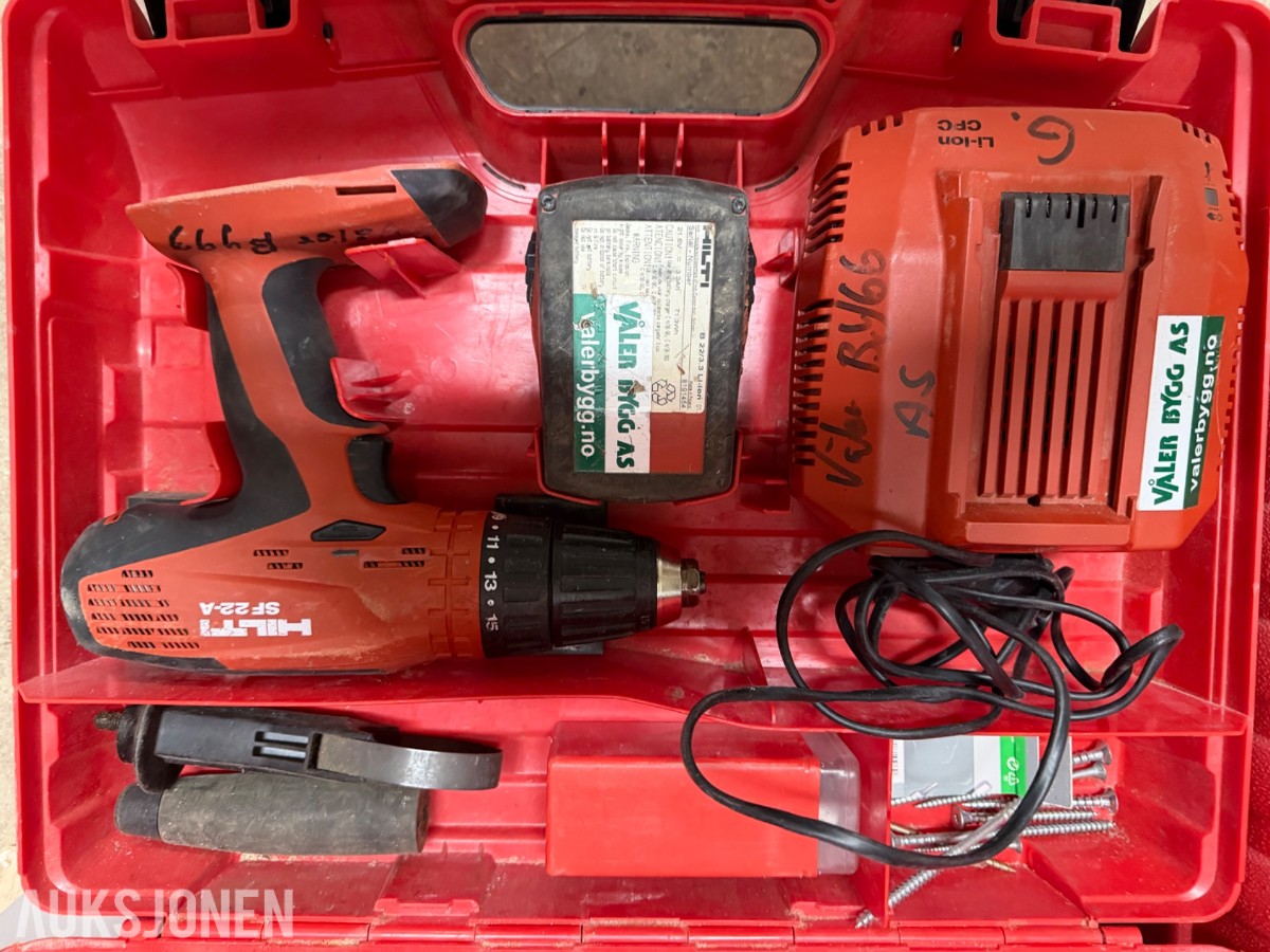 Hilti batteriverktøy. Drill, sirkelsag, bajonettsag og skrumaskin. 22 volt. 