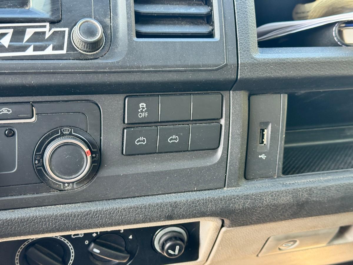 2019 Volkswagen Transporter 2,0 TDI 150hk Lang 4Motion - EU OK - 220741 km
