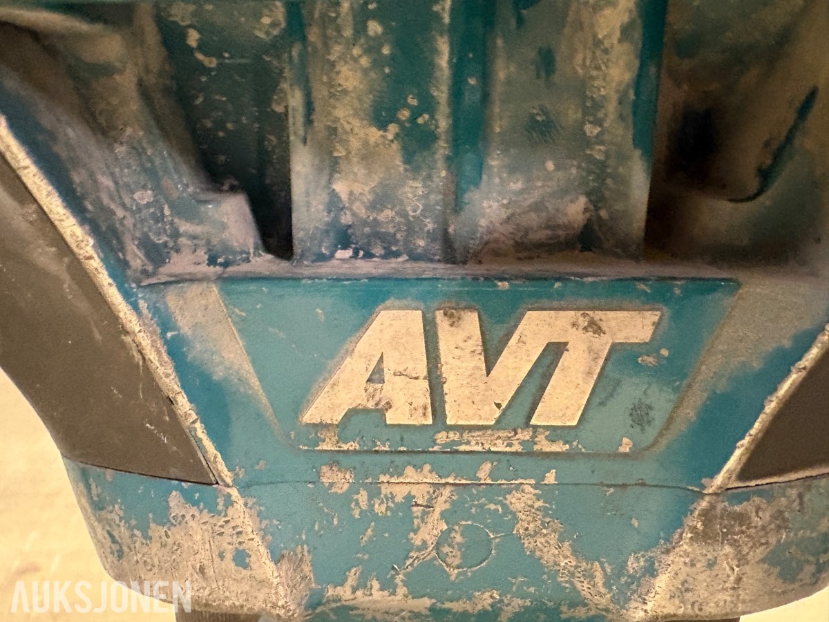 Makita pigghammer/meisel med transportvogn