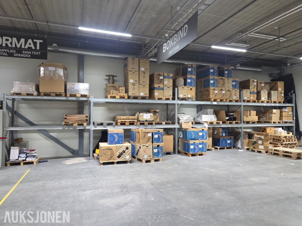 Pallereoler selges samlet Som forevist på bilder 15 fag