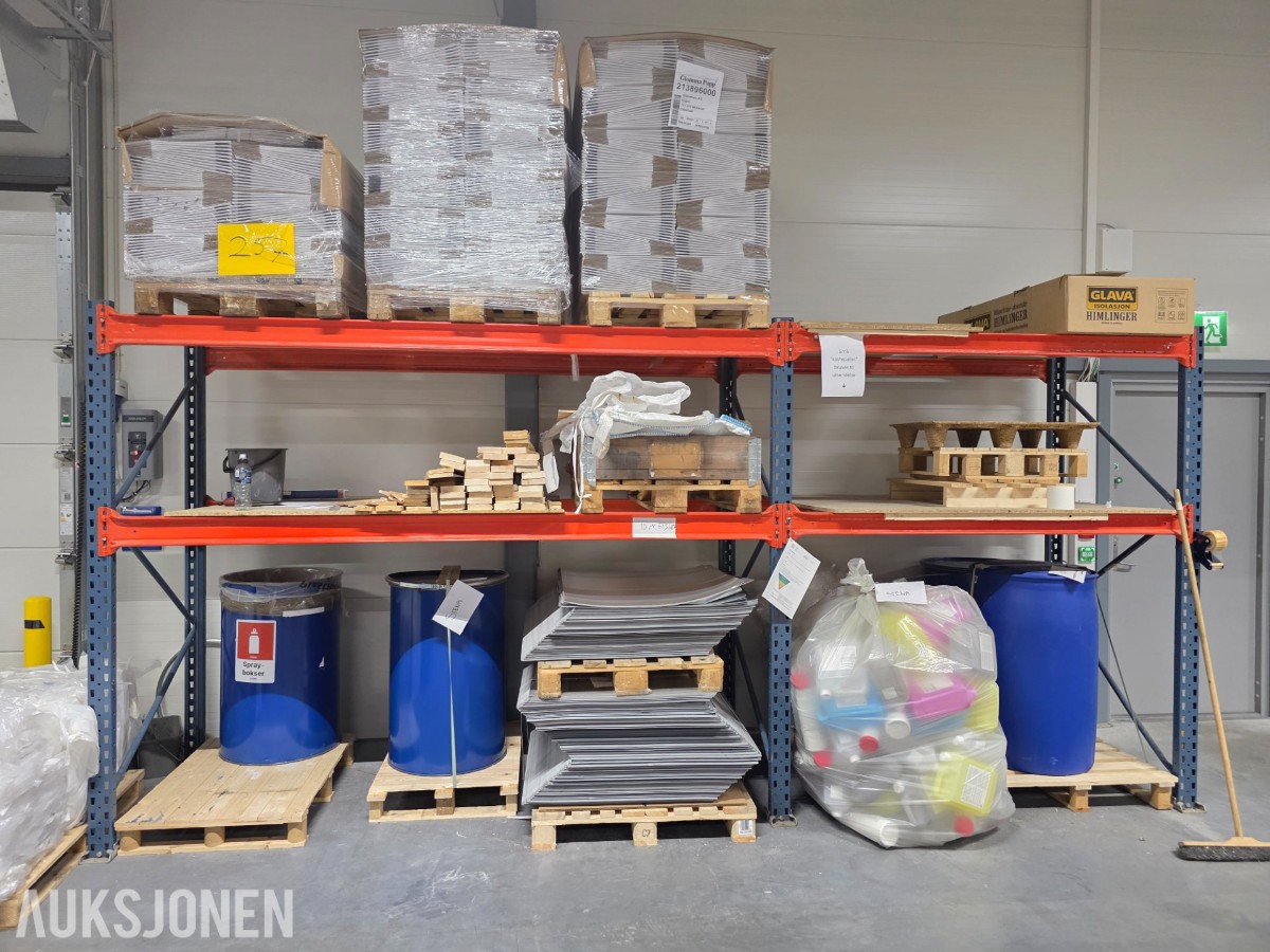 Pallereoler selges samlet Som forevist på bilder 15 fag