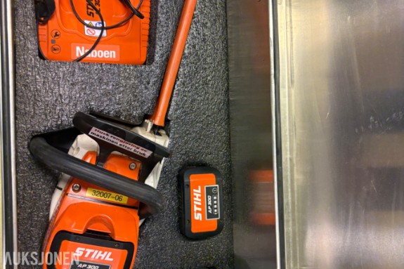 Stihl MSA 220 C batteridrevet motorsag – med batteri, lader og transportkasse
